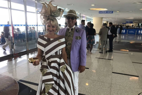 قبعات الحسناوات في كأس دبي العالمي  2018