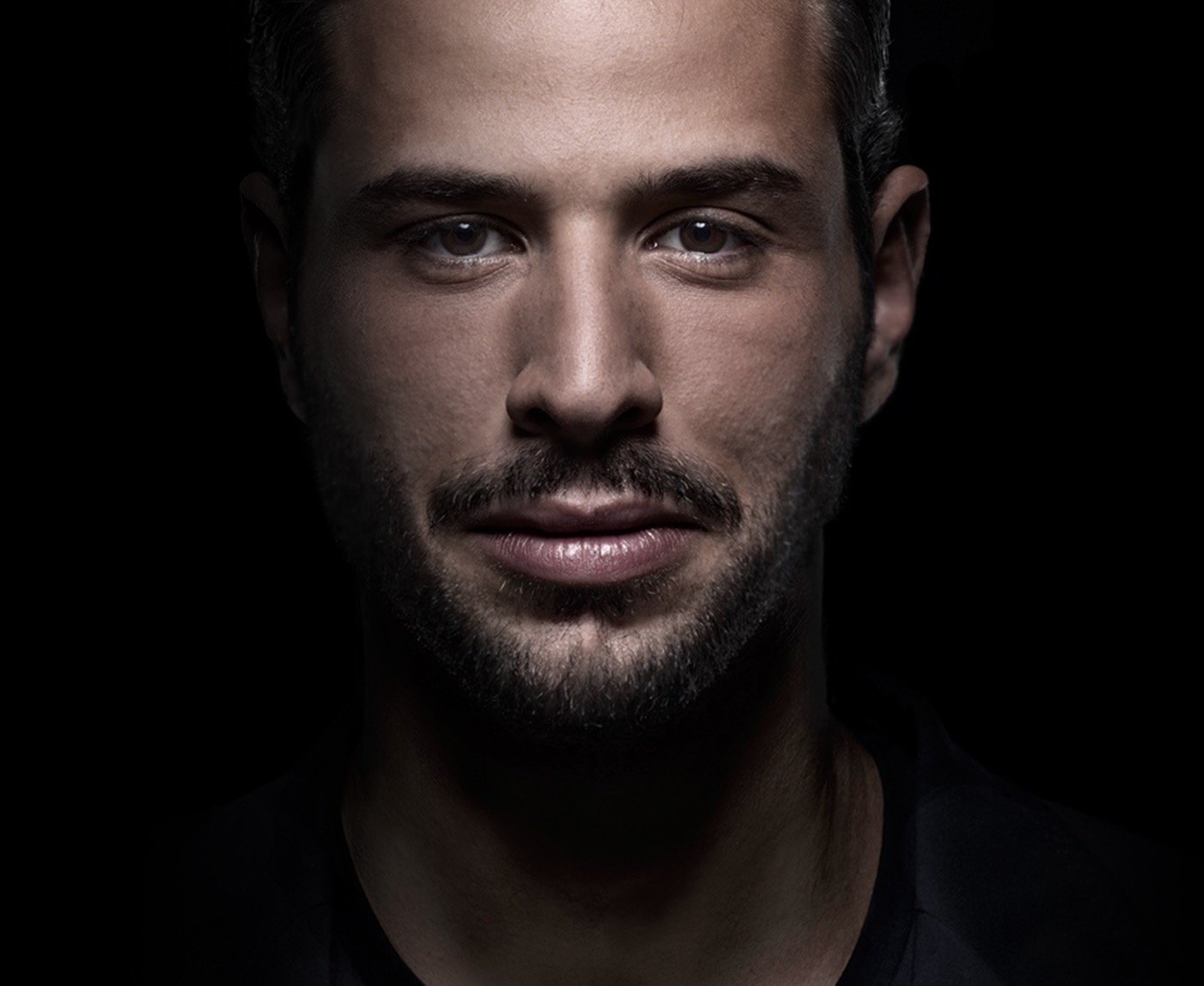 'A Dream Come True': Palestinian Crooner Omar Kamal Performs in London 'A Dream Come True': Palestinian Crooner Omar Kamal Performs in London