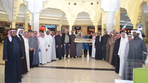 Seef Properties Hosts Group of Retired Employees