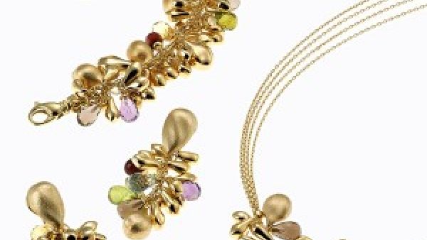 Regional consumer demand for gold jewelry in the Middle East grew 25 percent in 2013 alone (File Archive) Regional consumer demand for gold jewelry in the Middle East grew 25 percent in 2013 alone (File Archive)