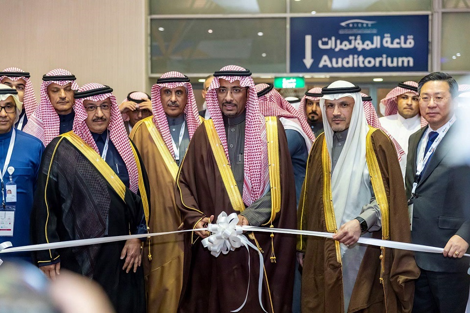 انطلاق فعاليات المعرض السعودي للطباعة والتغليف والبلاستيك