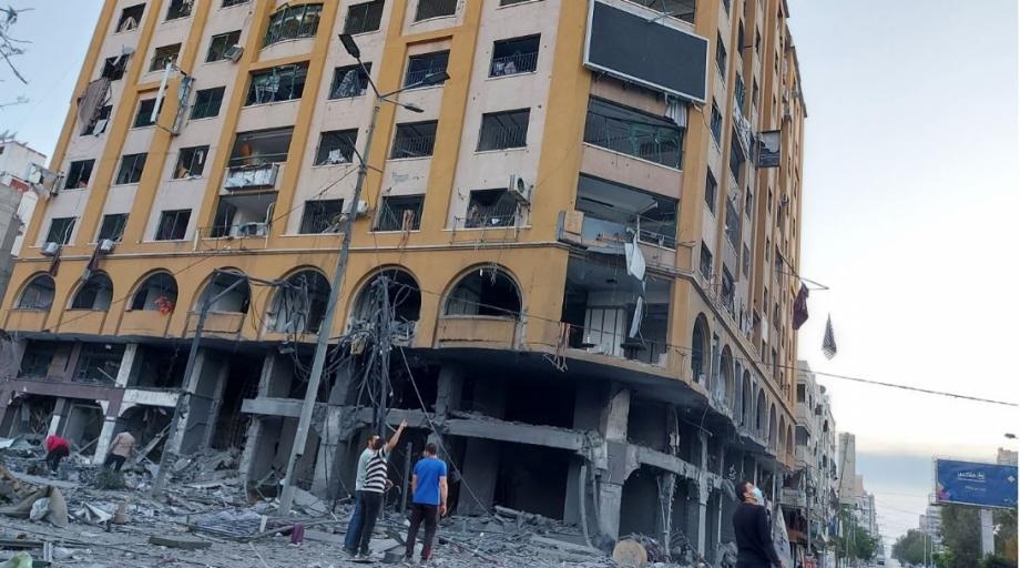 مالك برج الجوهرة بغزه كلنا فداء للقدس ولحي الشيخ جراح البوابة