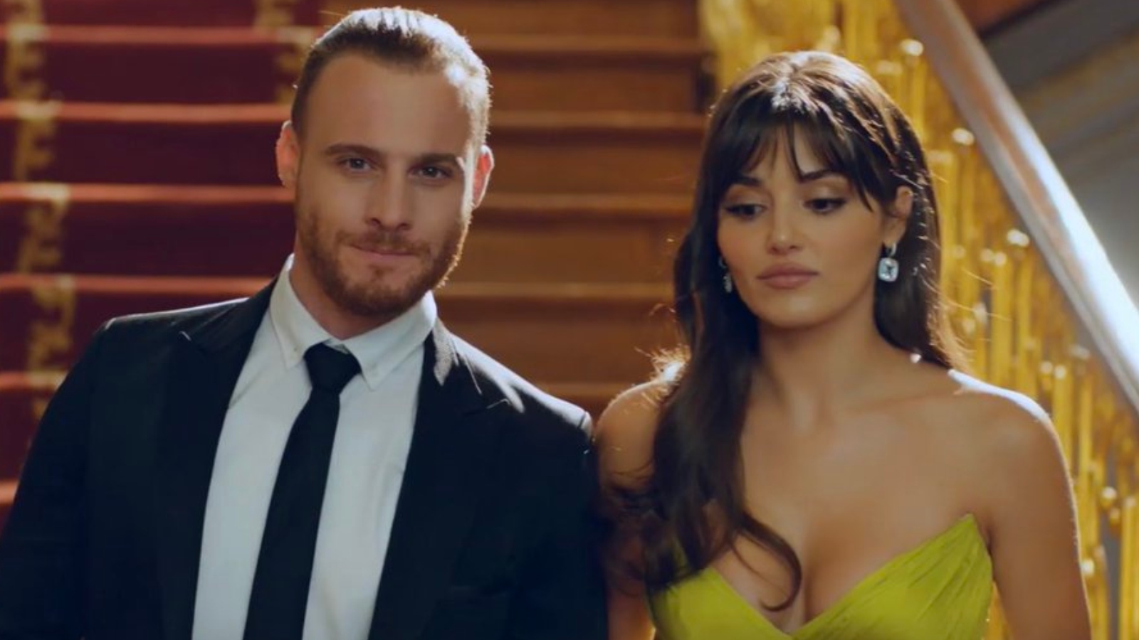 Hande%20Er%C3%A7el%20Has%20a%20Daughter%20and%20Kerem%20B%C3%BCrsin%20Not%20The%20Father_%21%20Sen%20%C3%87al%20Kapimi%20Season%202%20Trailer%20Release.jpg
