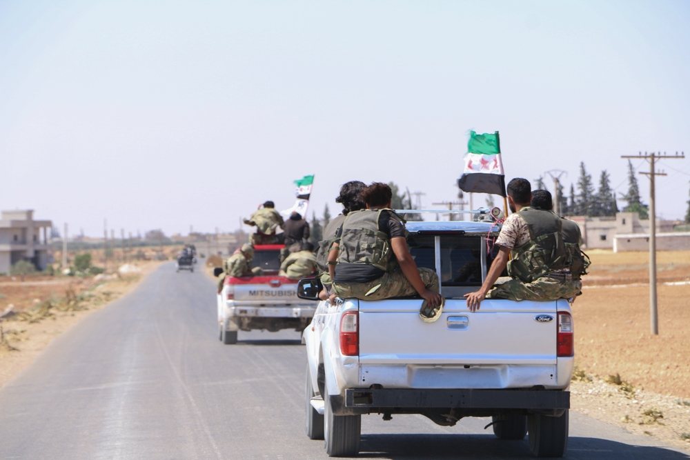 Armed groups in Damascus hands over weapons to Syrian Interior Ministry