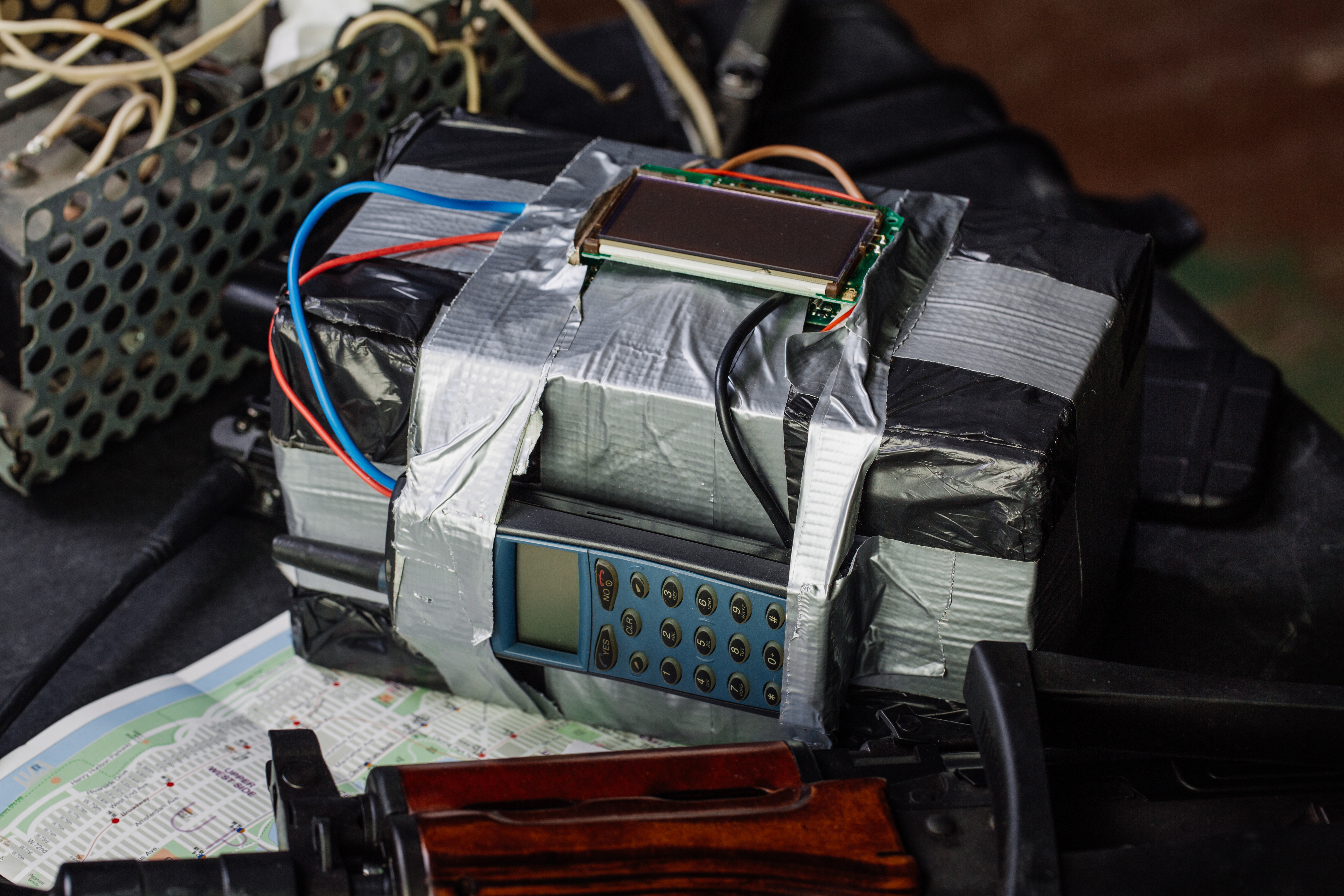 Timed bomb found in Tel Aviv sparks major police operation