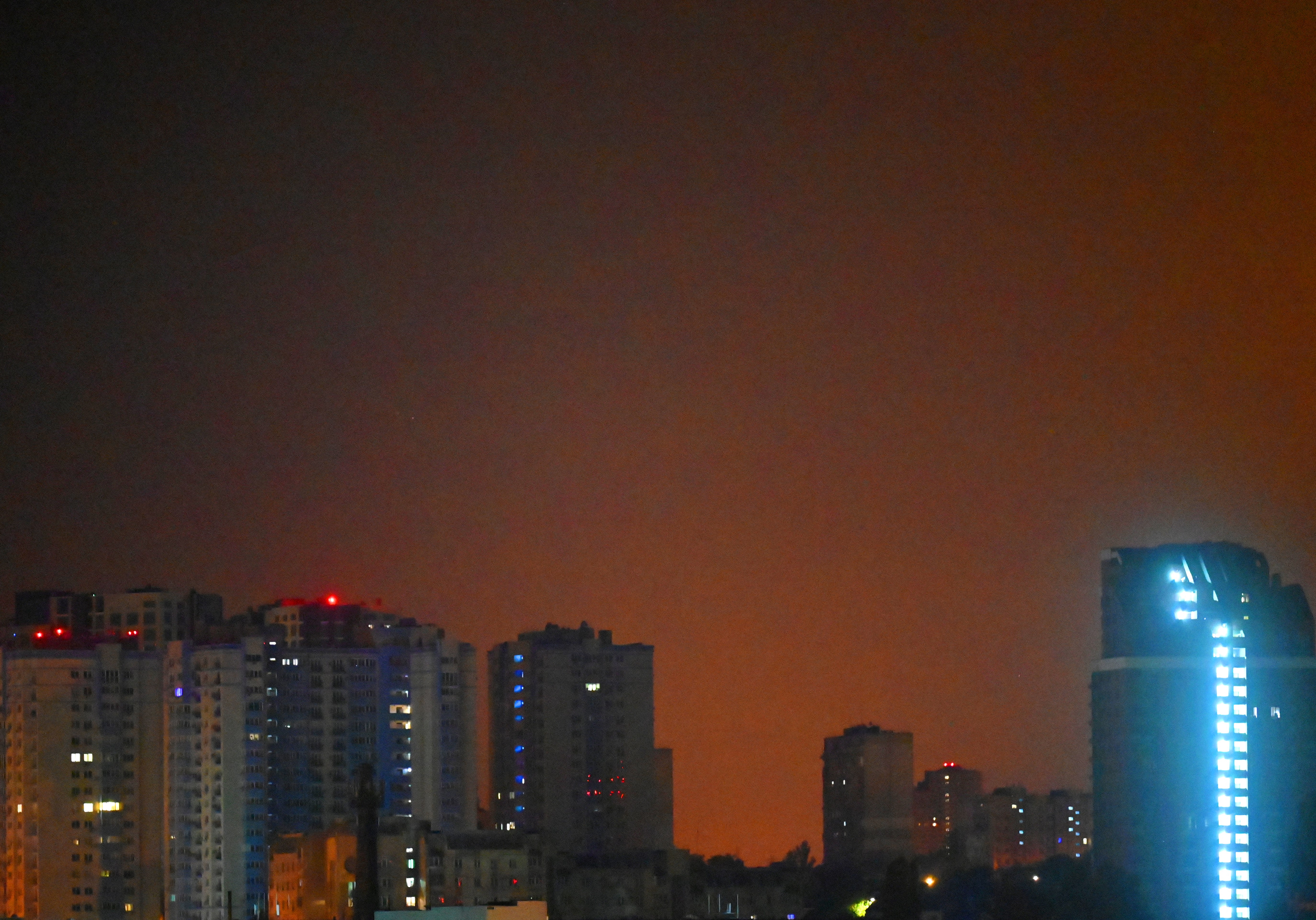 8 killed, dozens injured in massive Russian strikes on Kyiv