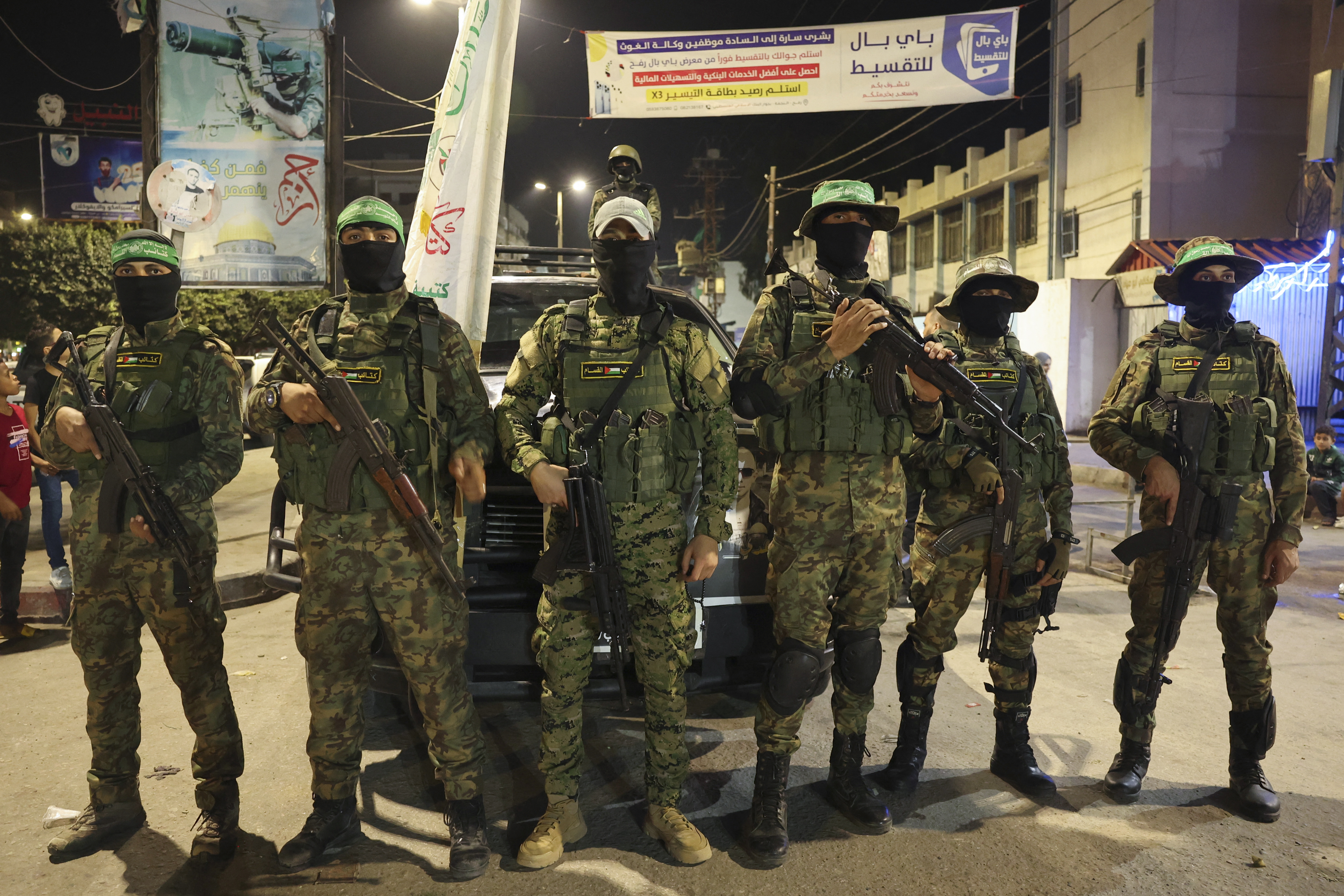 Gaza: Hamas security wing strikes "Dens of Treason" amid ceasefire tensions