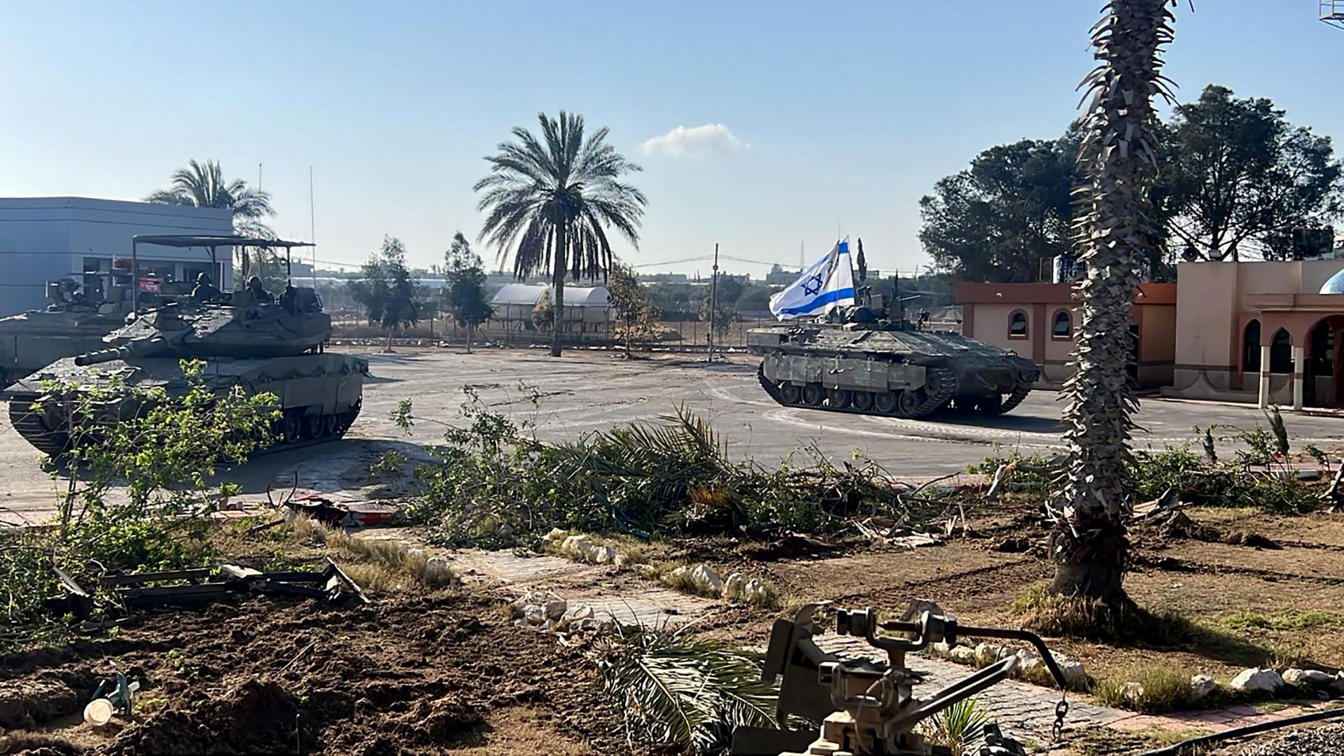 Israeli soldiers to evacuate Palestinian side of Rafah border crossing with Egypt