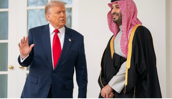 "لم يكن يعمل شيئا" ترامب يدافع عن بن سلمان في  