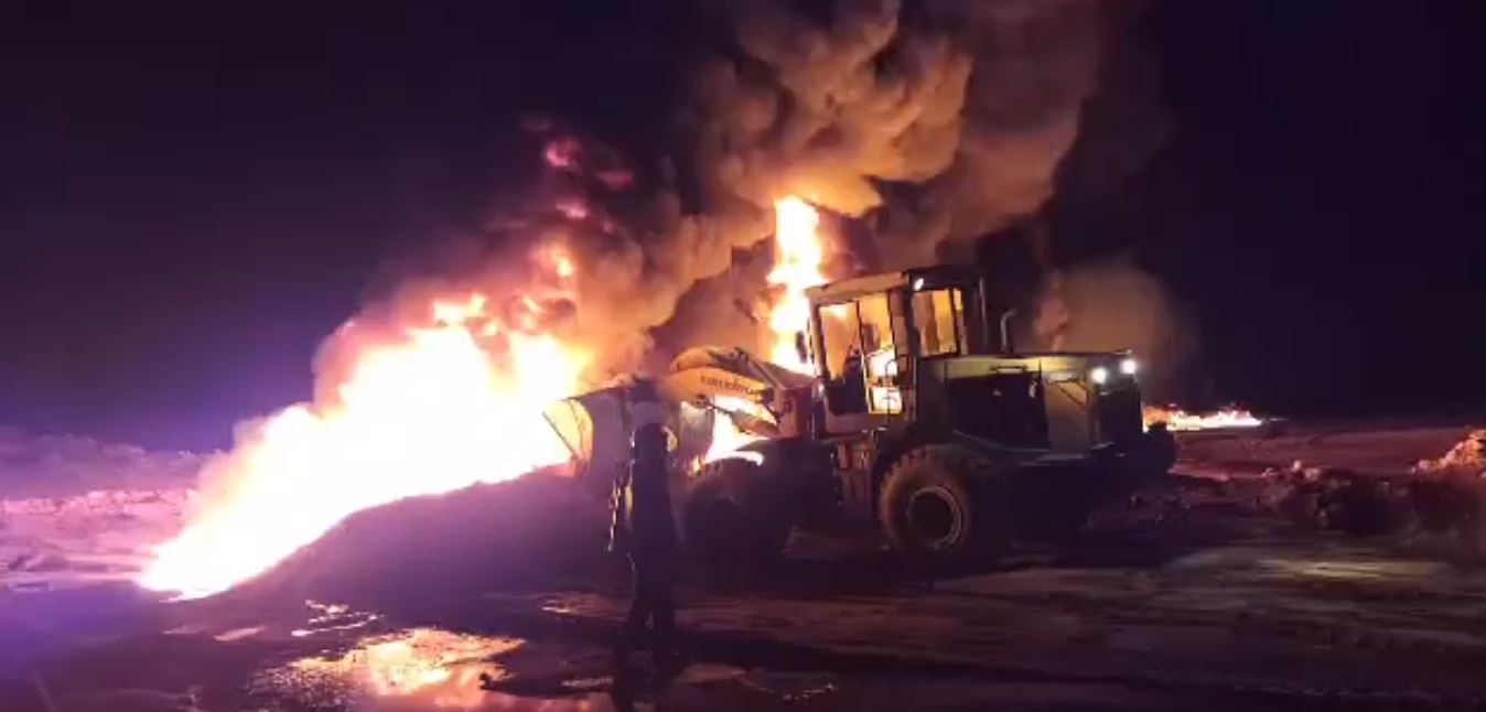 Huge fire broke out in oil pipelines in Homs, Syria
