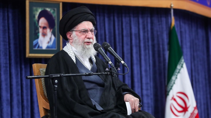 اتهامات إيرانية له بالتحريض.. ترامب: حان الوقت لتغيير القيادة