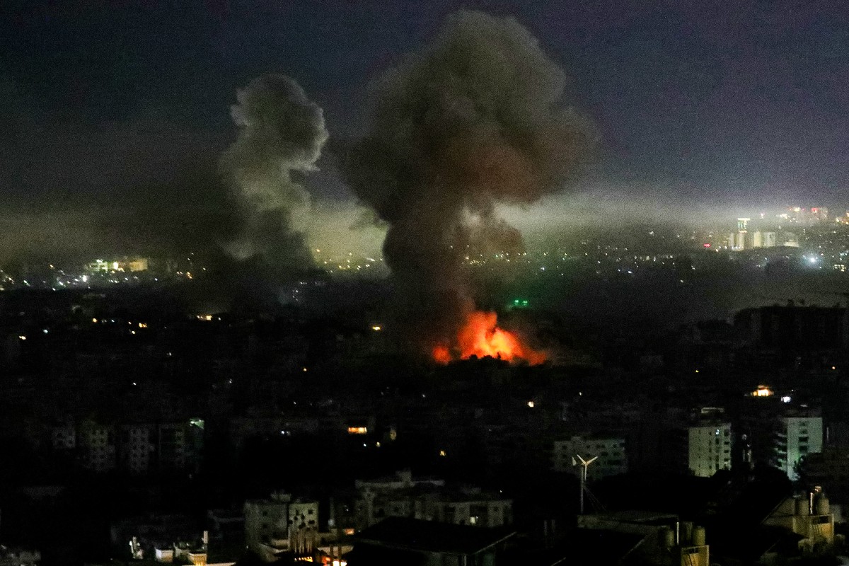 Israeli strike kills 7 in central Beirut, Lebanon