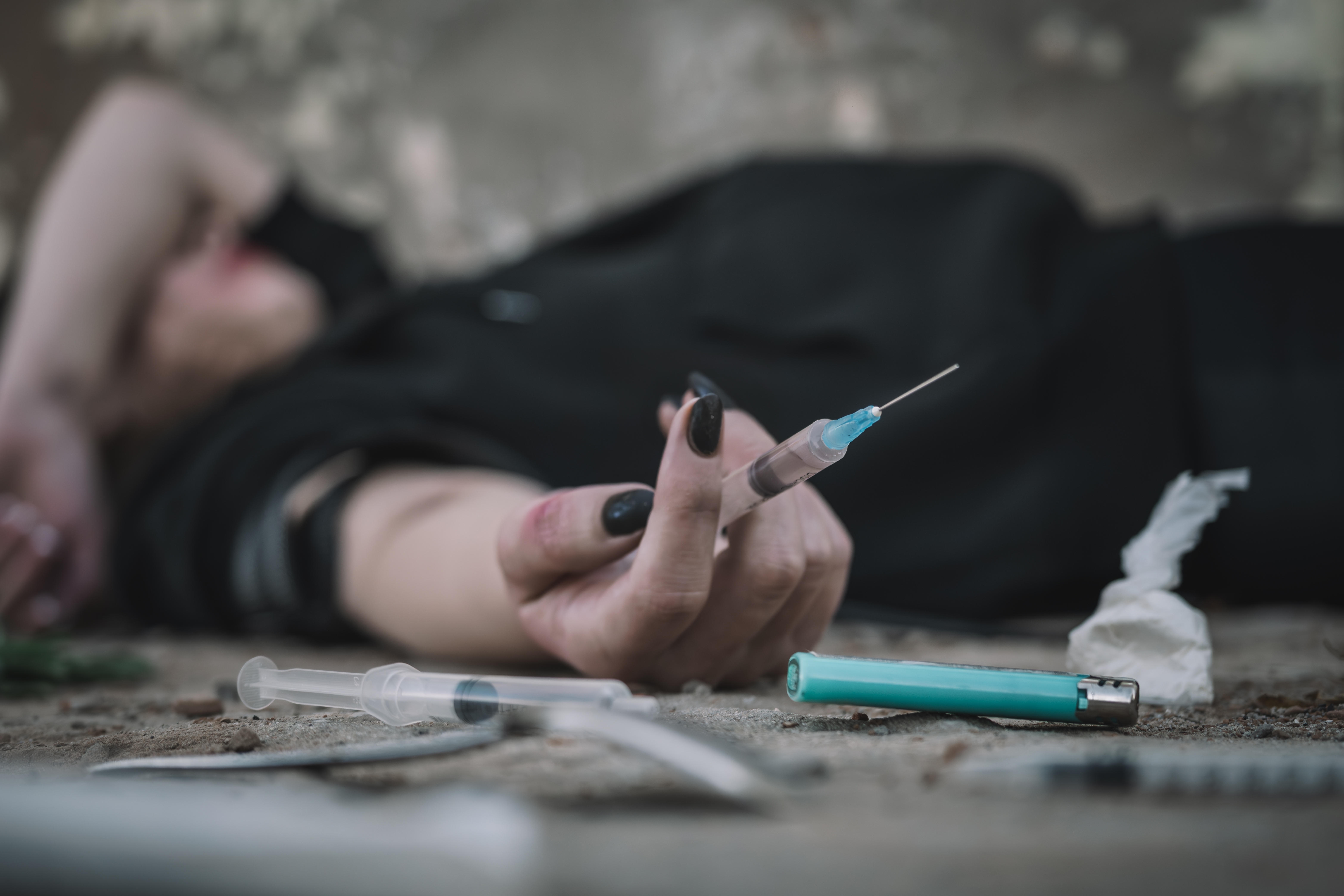 ممثلة معروفة تخضع لفحص المخدرات بعد نفي التهمة