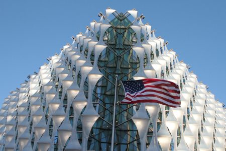 الولايات المتحدة الأميركية تحذّر رعاياها في أوروبا