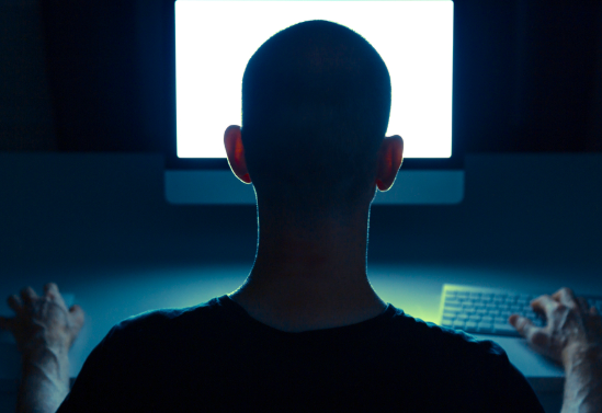 تشريعات مرتقبة: مصر تبحث حجب المواقع الإباحية مجددًا