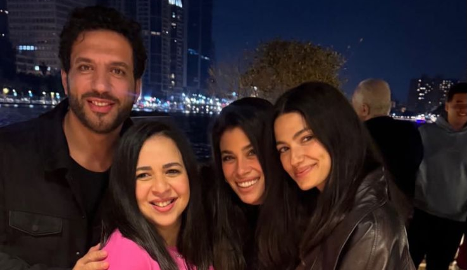 كعكة مميزة وحضور نجوم…صور احتفال إيمي سمير غانم بعيد ميلادها