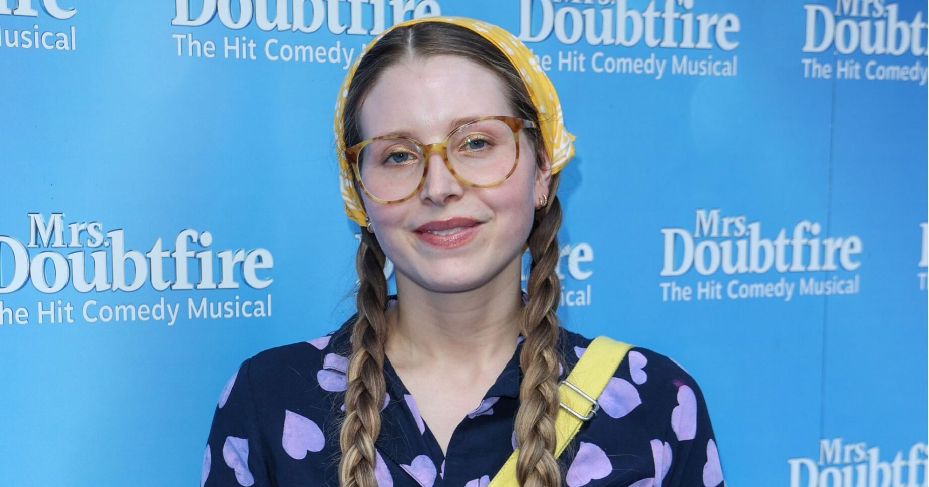 بعد علاقة لمدة 12 عام و 4 أطفال.. نجمة هاري بوتر 