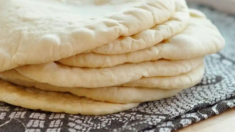 تفسير حلم العيش البلدى في المنام لكبار المفسرين بالتفصيل