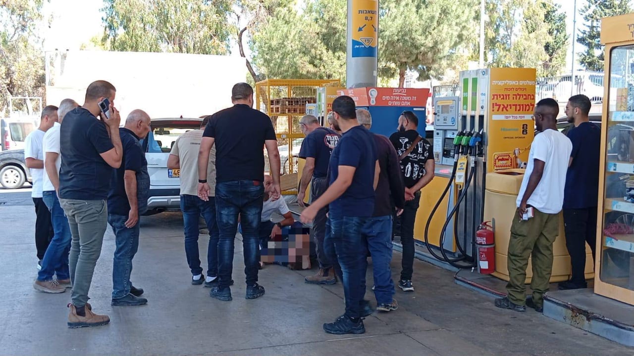 Shooting attack kills 1 in central Israel, 6 injured