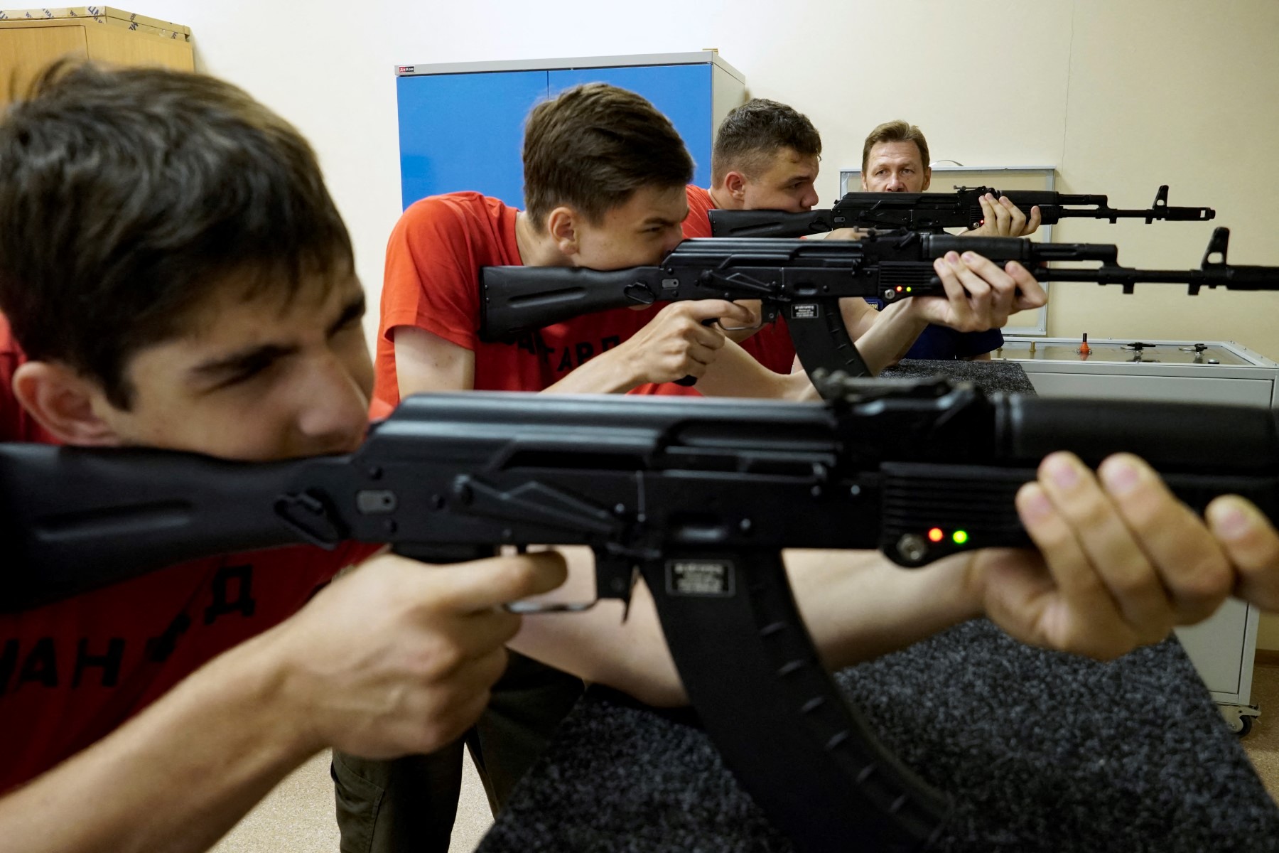 Russian schools now require 17 hours of military basic training for kids