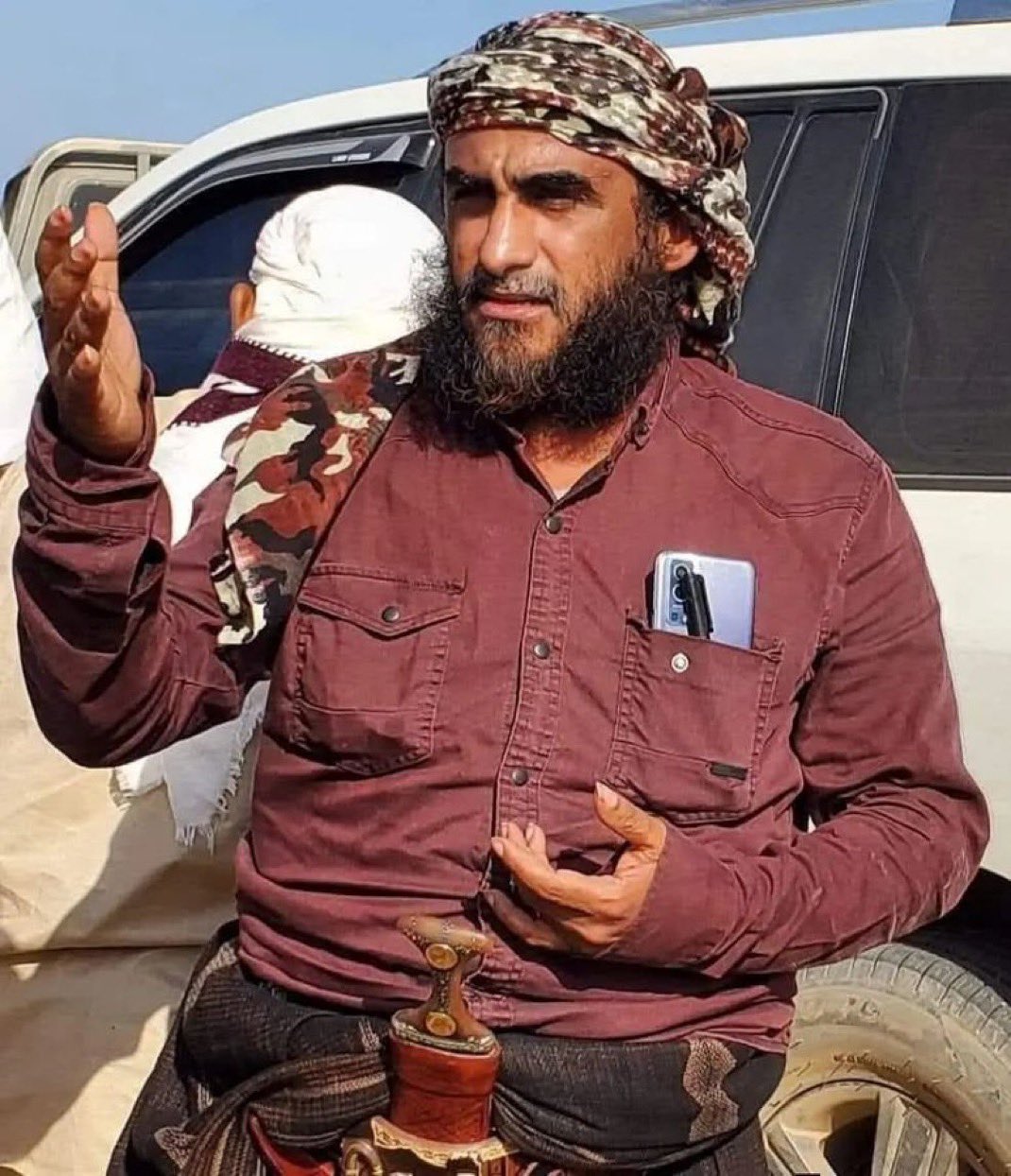 Roadside bomb kills top anti-Houthi military leader in Yemen