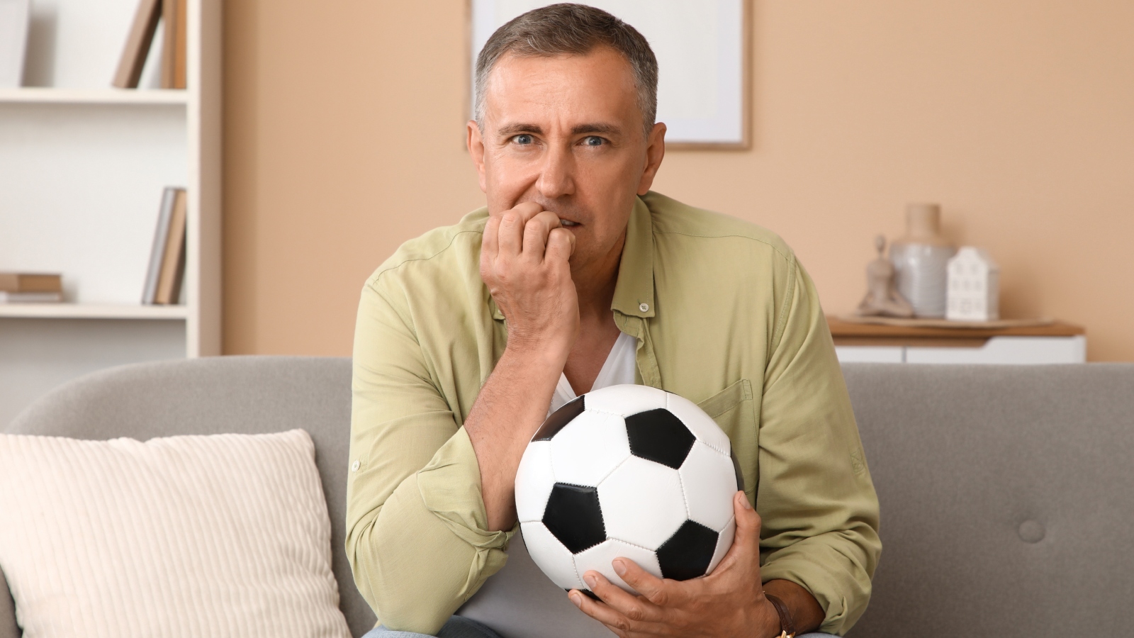 كيف تتجنب التوتر قبل نهائي كأس العالم؟ نصائح للاستمتاع بالمباراة دون ضغط