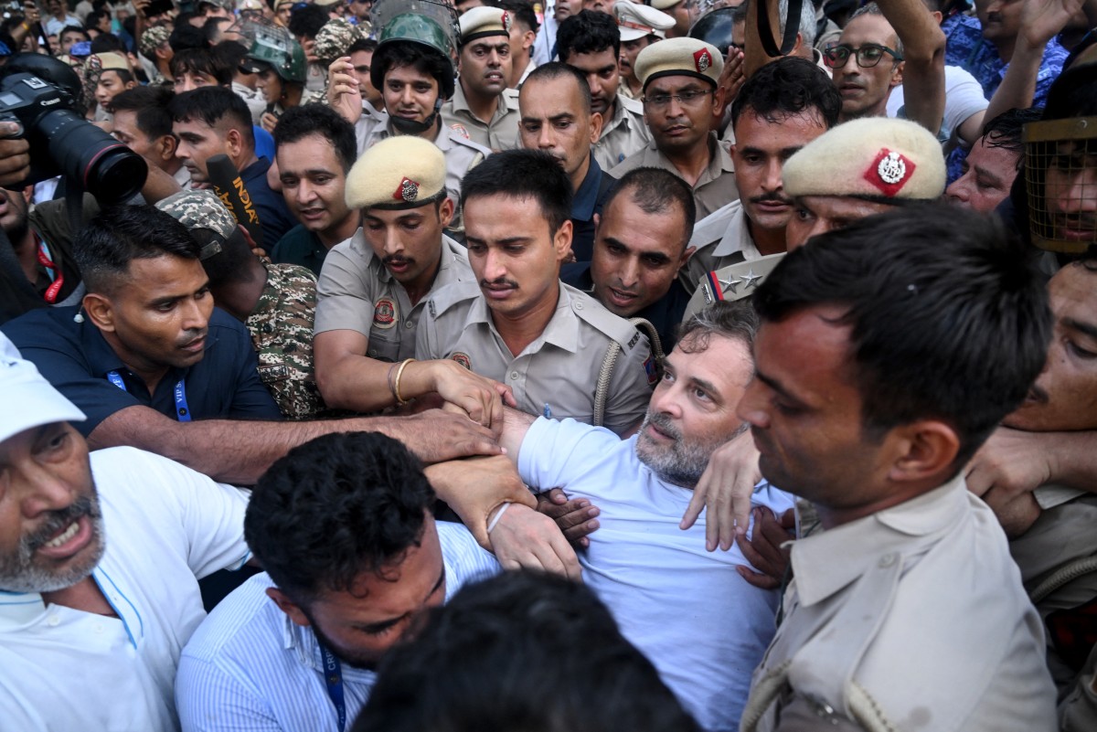Rahul Gandhi injured during police detention at protest near Modi’s residence