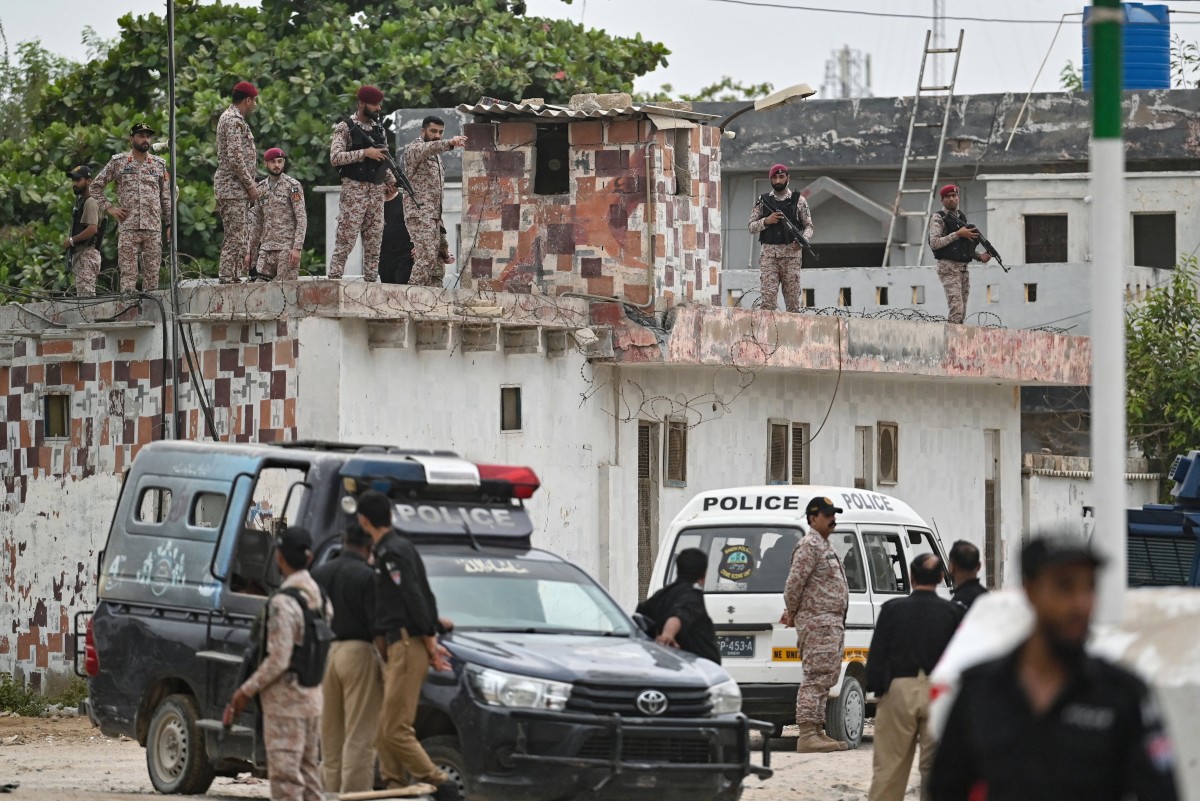 Nine Pakistani police officers killed in militant attack in Balochistan