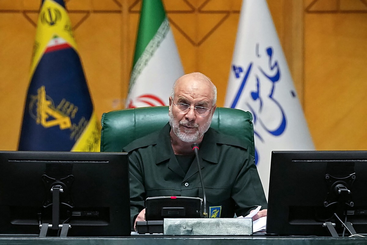 Iranian State TV cuts Ghalibaf interview short
