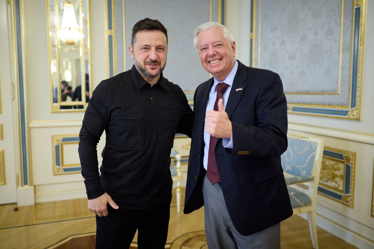 Zelenskyy curse? Lindsey Graham's death sparks theories