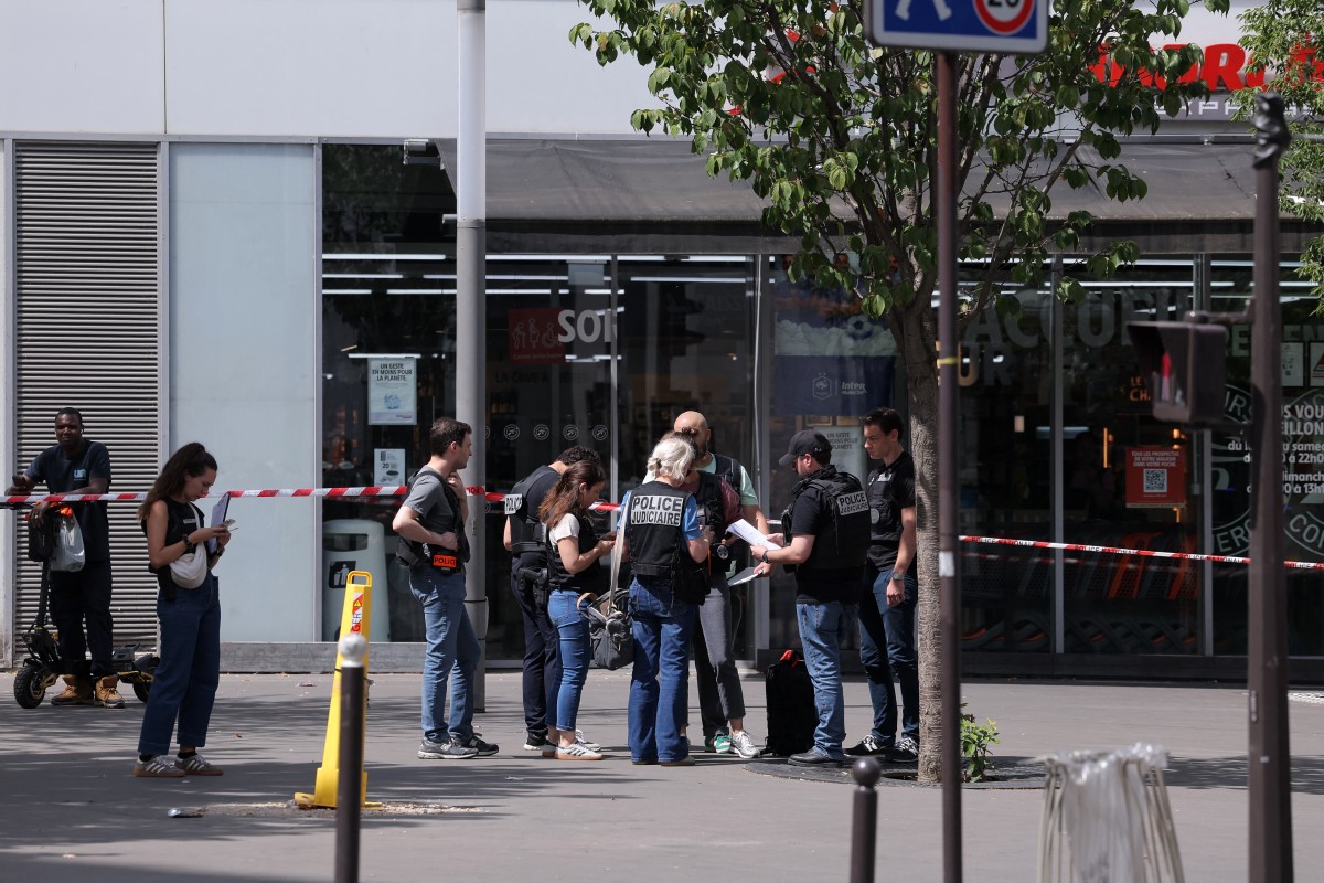 Stabbing attack injures at least 3 in France