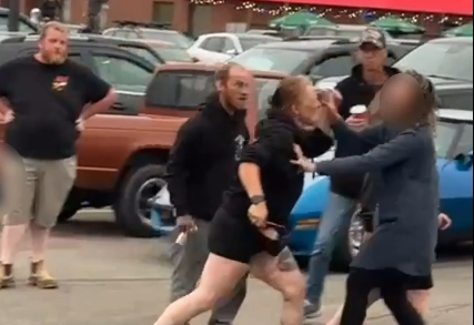 Muslim Woman Assaulted in Front of Child Sparks Outrage in Canada