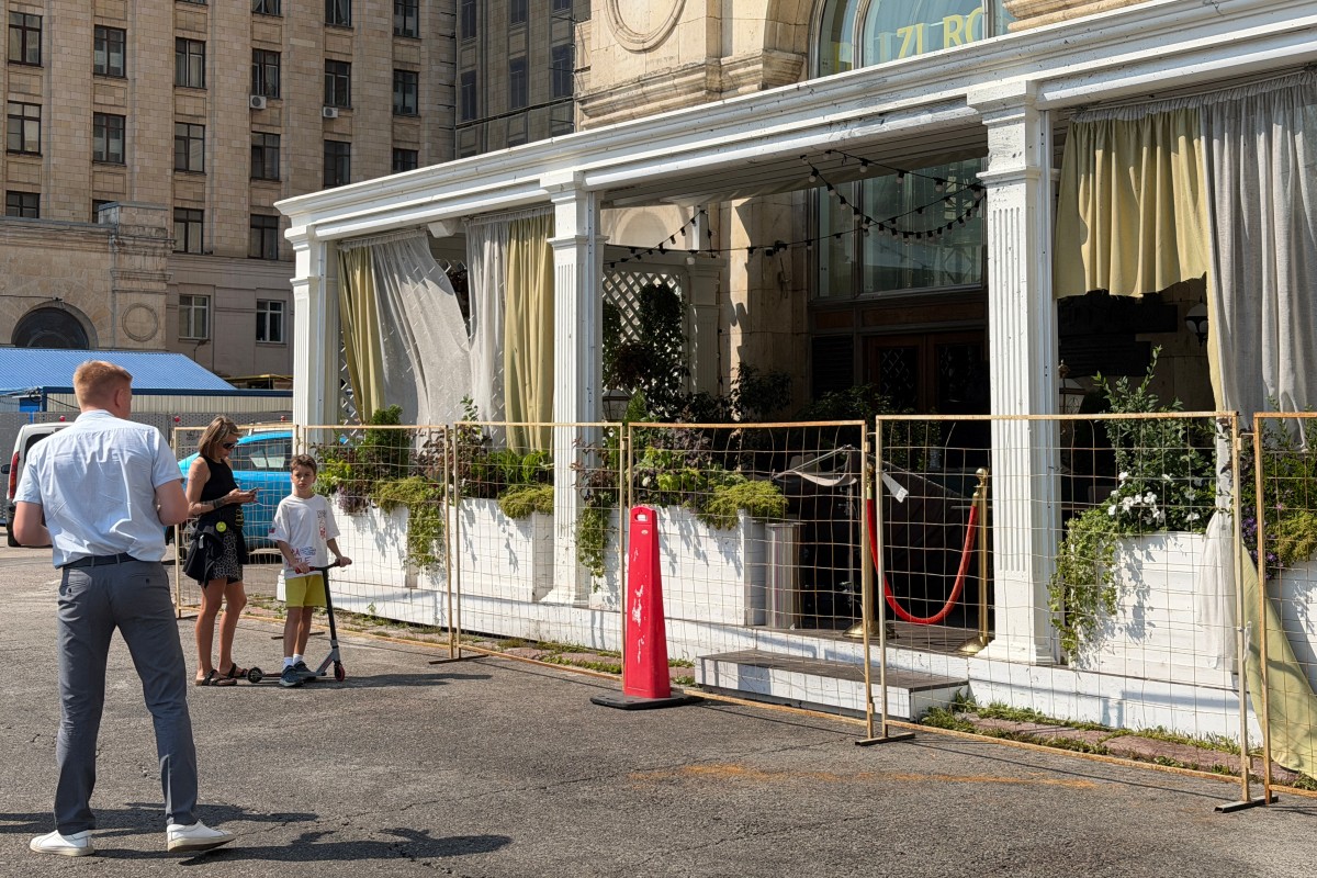 Deadly blast in Moscow restaurant kills 3, injures 21
