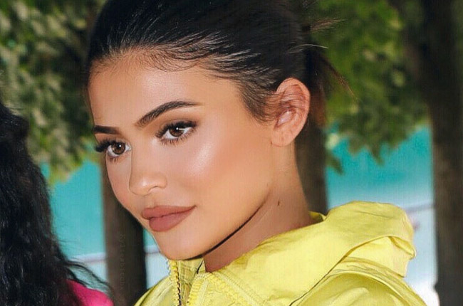 Kendall Jenner Removes Lip Fillers Al Bawaba