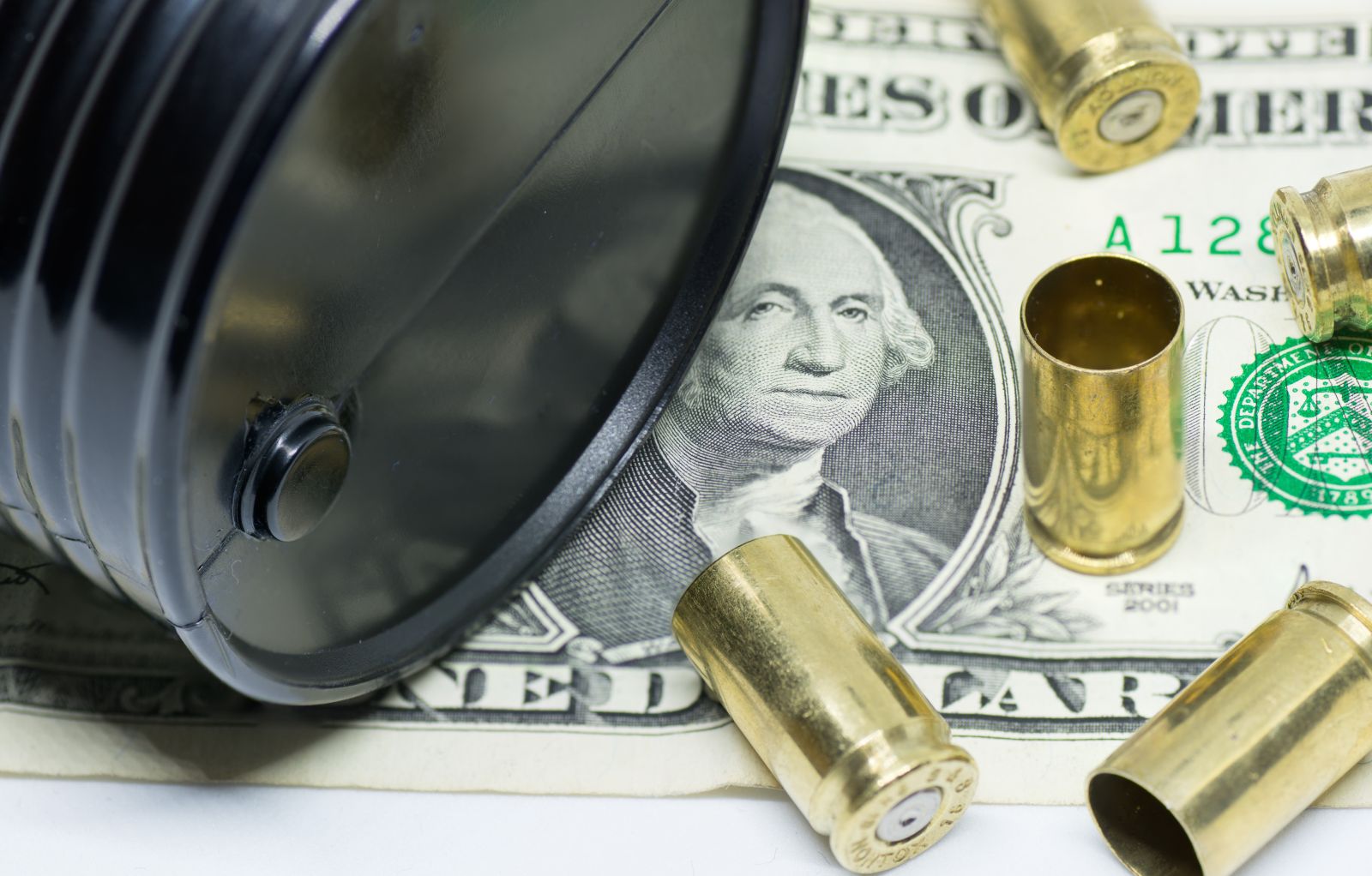 US dollar, oil prices rally on Red Sea shipping risks, anti-Houthi coalition