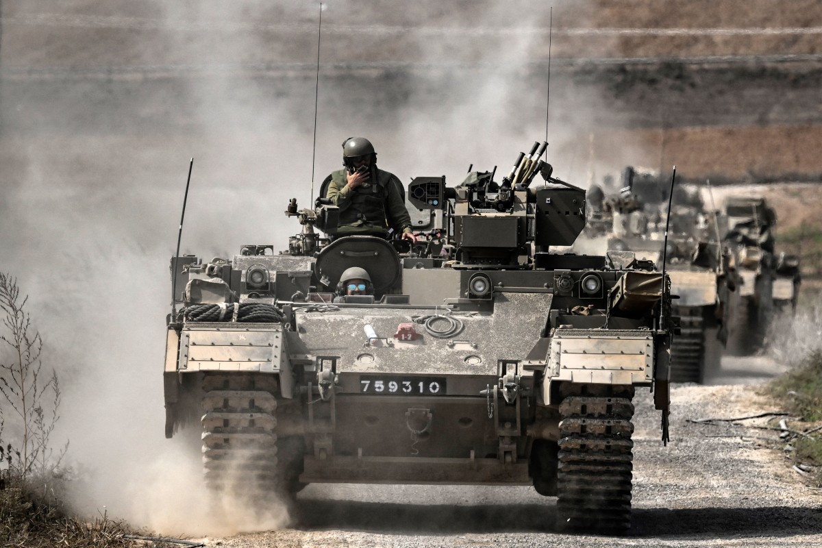 Gold prices breach $2k-threashold over Israeli onslaught on Gaza