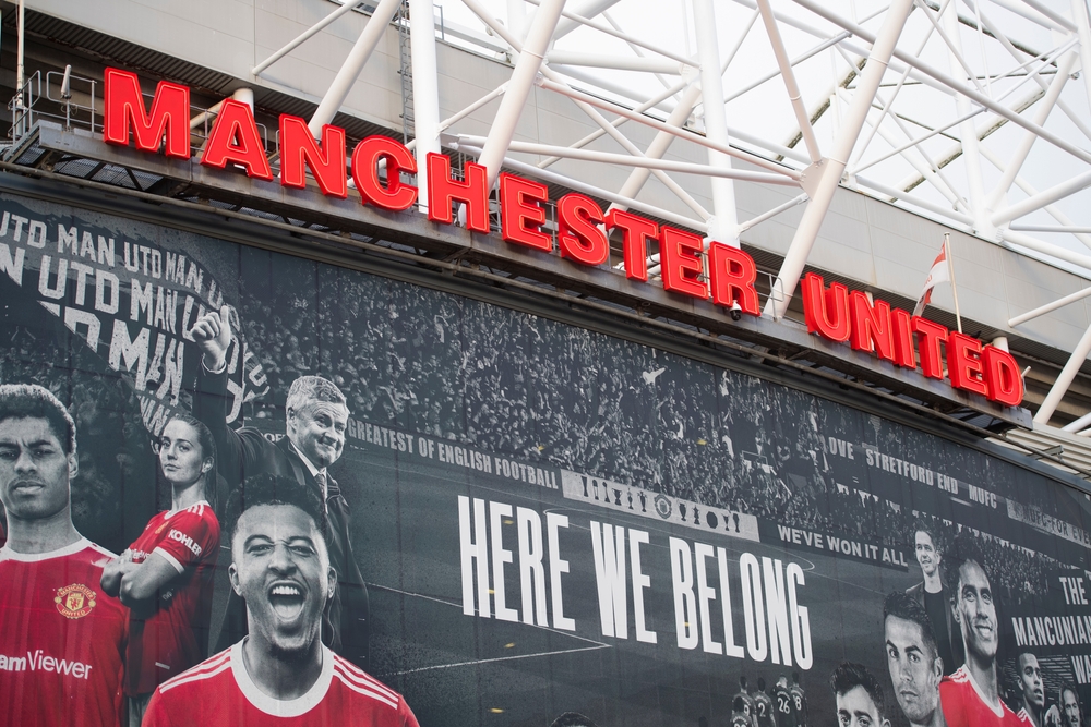 Investors pull Qatari bid to buy Manchester United