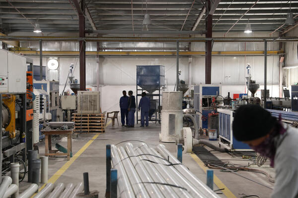Saudi group SIIG quarterly losses down 18.24%