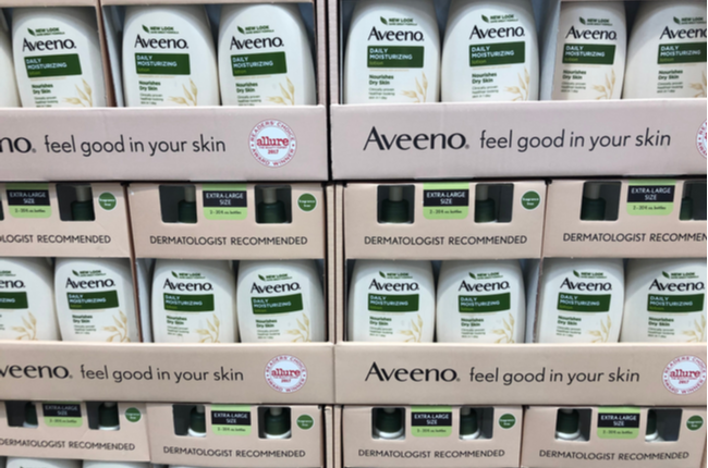 كريم تفتيح الوجه من الصيدلية "أفينو" (Aveeno Positively Radiant Daily Face Moisturizer)