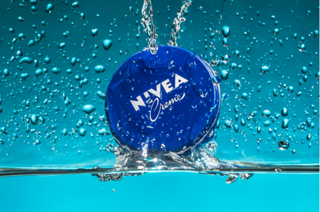 كريم تفتيح الوجه من الصيدلية "نيفيا" (Nivea Care)