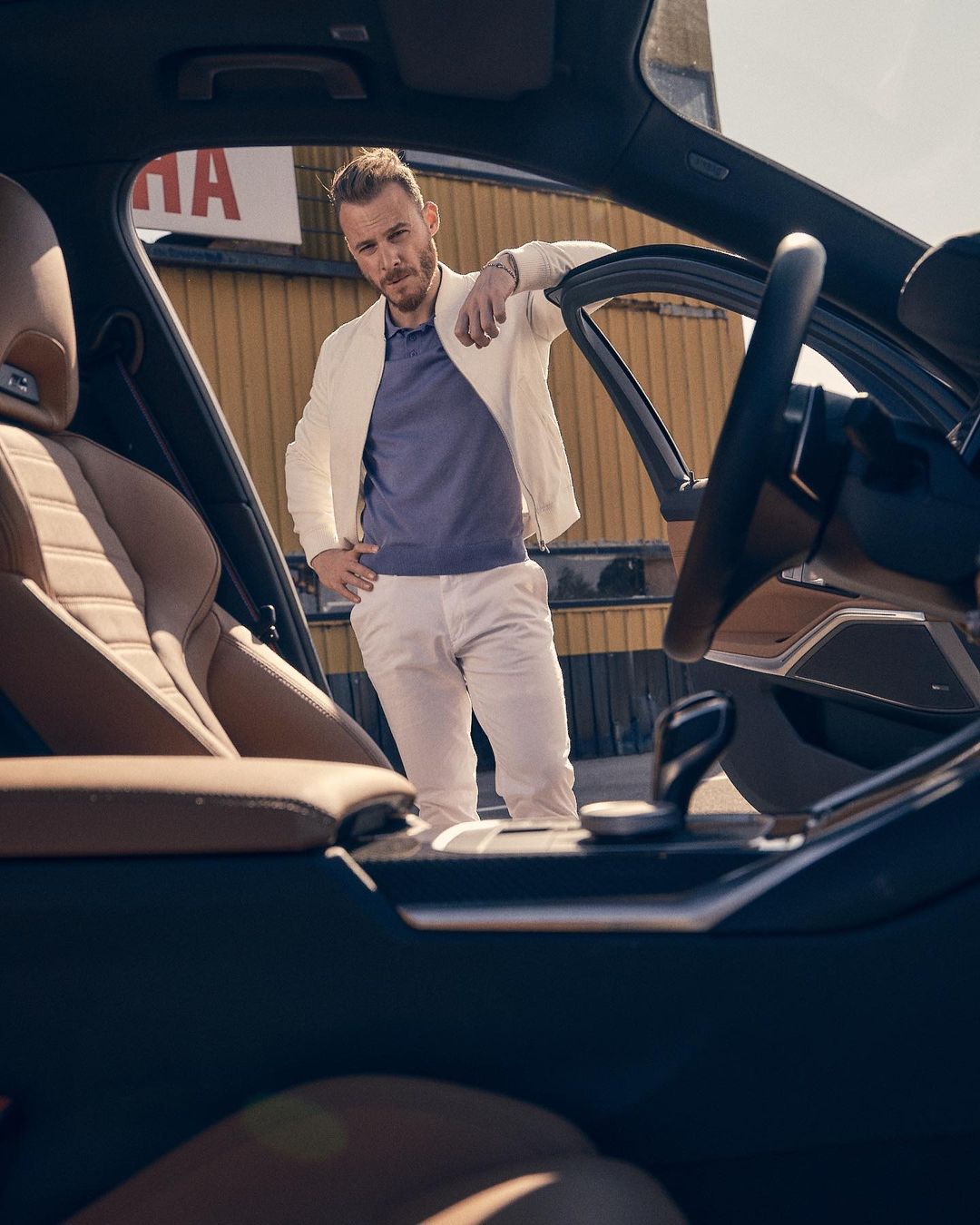 Sonbahar Mevsimi Hande Erçel and Kerem Bürsin BMW Türkiye ad Reklamcılık