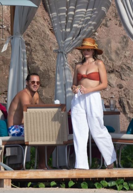 Margot Robbie husband Tom Ackerley