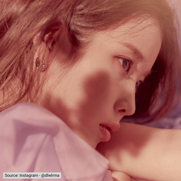 IU