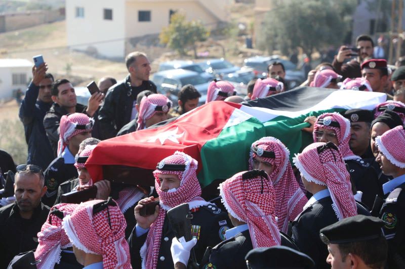 ""تشييع جثمان العقيد عبد الرزاق الدلابيح