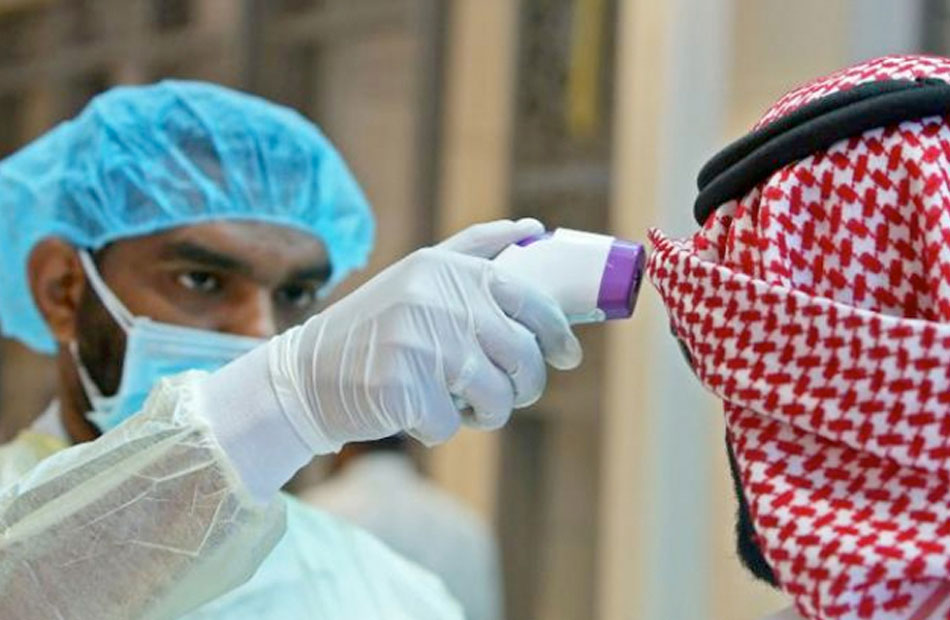 ""علقت السعودية الرحلات من العديد من الوجهات بسبب أوميكرون