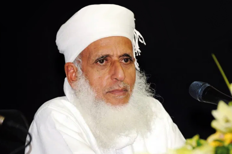""مفتي سلطنة عمان الشيخ أحمد بن حمد الخليلي