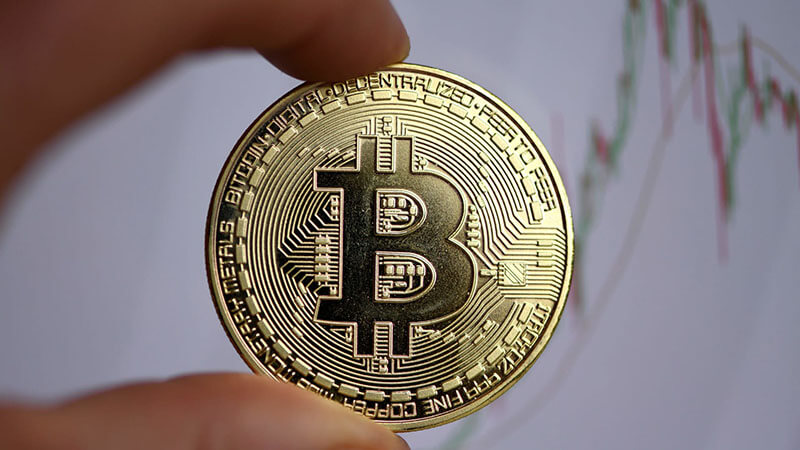 ما هي العملة المشفرة بتكوين