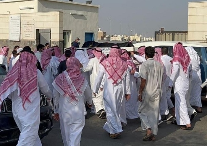 تشييع جثمان ضحية المشاجرة في جدة