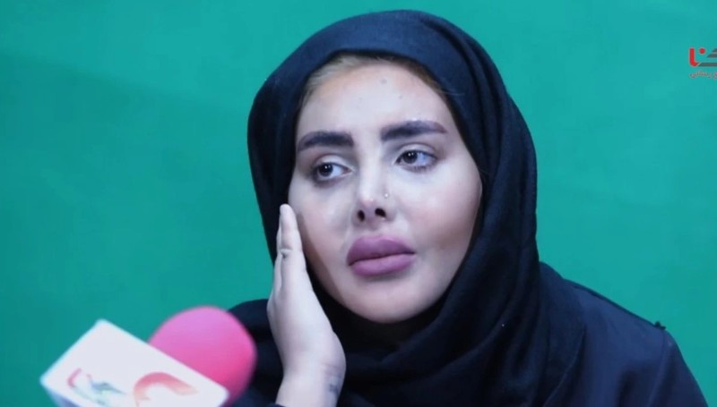 "أنجلينا جولي الإيرانية سحر تبر"