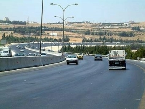 "طريق مطار الملكة علياء الدولي"